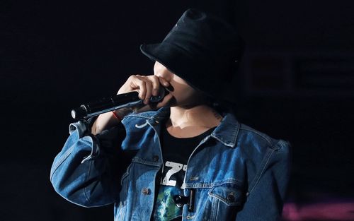 权志龙爆吧事件