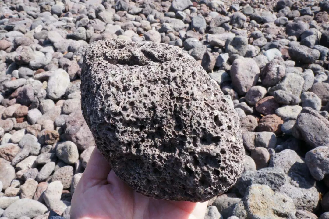 考古十大奇闻价值一亿的火山石