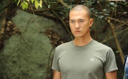 张彬彬是个什么样的人 张彬彬穿反了衣服还不